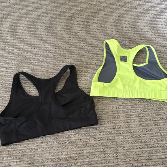 Nike Sports Bra Bundle - Picture 2 of 2